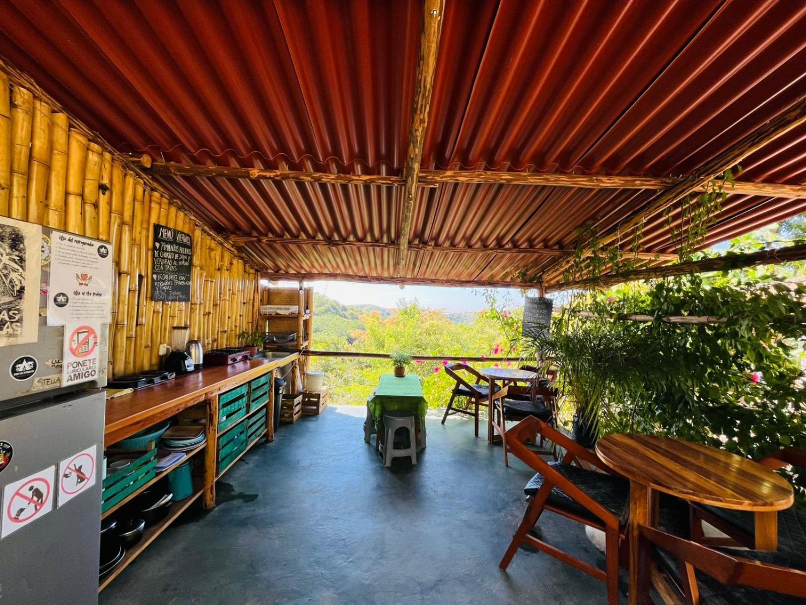 Bajo Estrellas Eco Glamping Campo de lujo