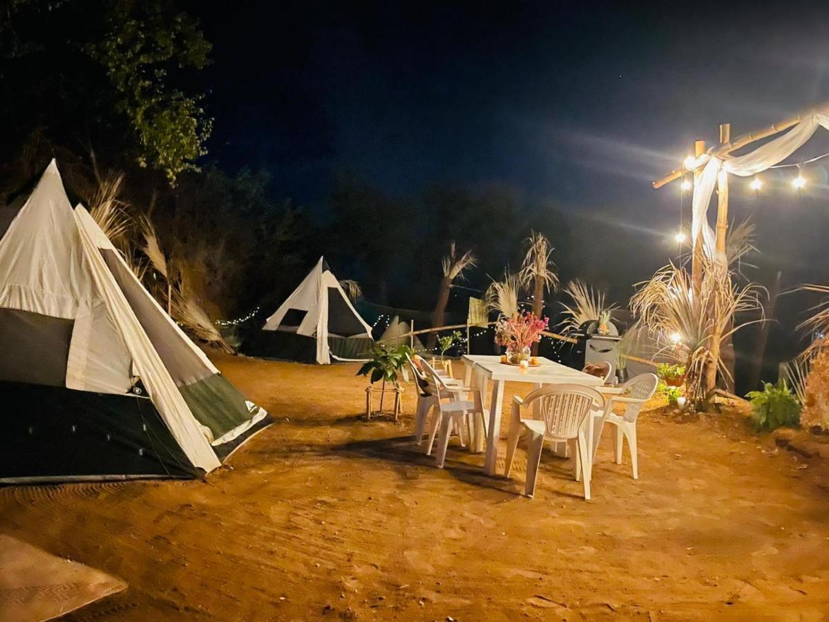Bajo Estrellas Eco Glamping Campismo de Luxo *